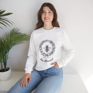 Bee Wreath Crewneck Sweatshirt – Botanical Bee Graphic Sweatshirt