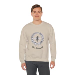 Bee Wreath Crewneck Sweatshirt – Botanical Bee Graphic Sweatshirt